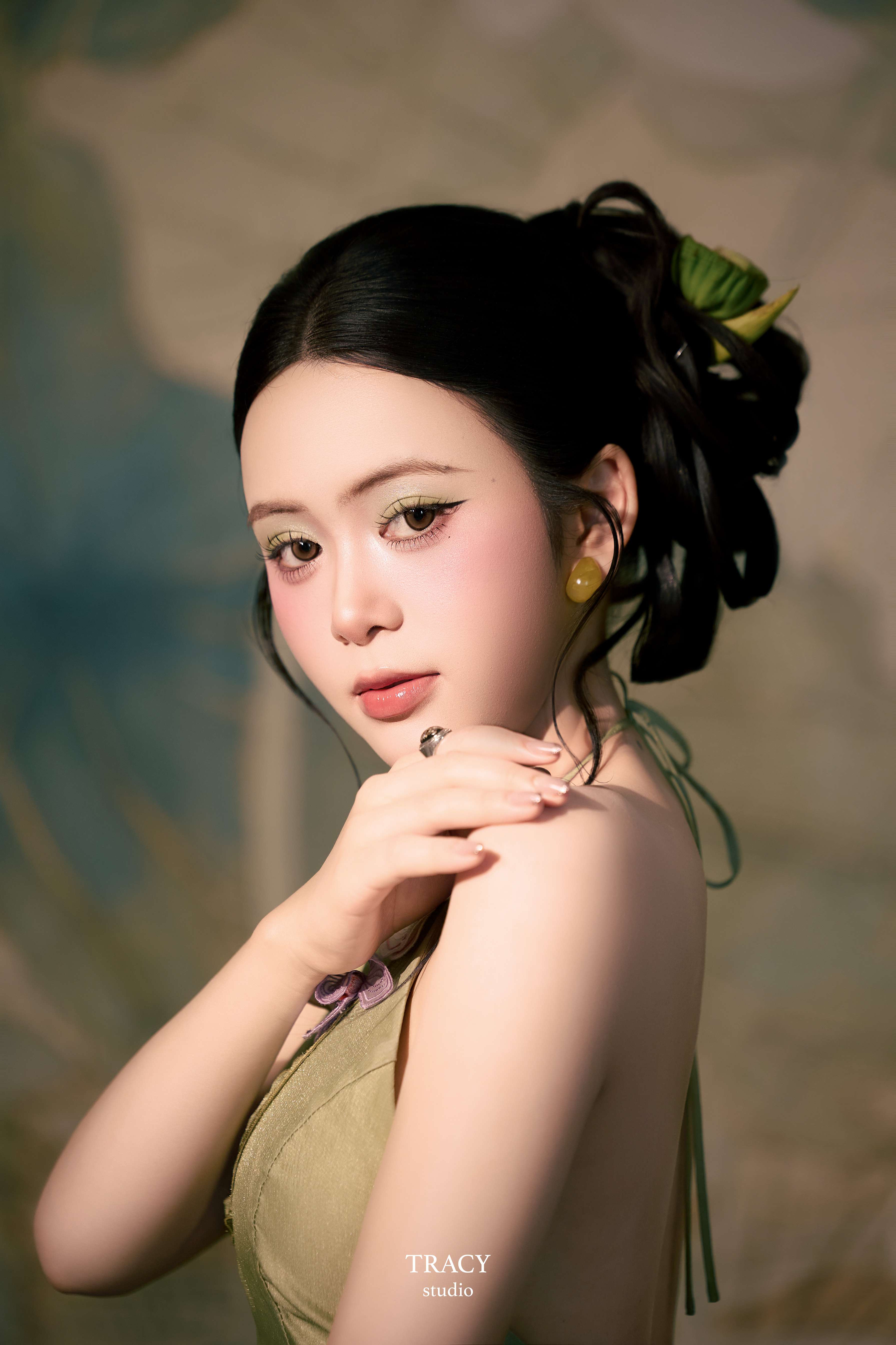 frontend/img/gallery/concept-sen/tracy-studio-chup-sen-phuong-thanh (3).jpg